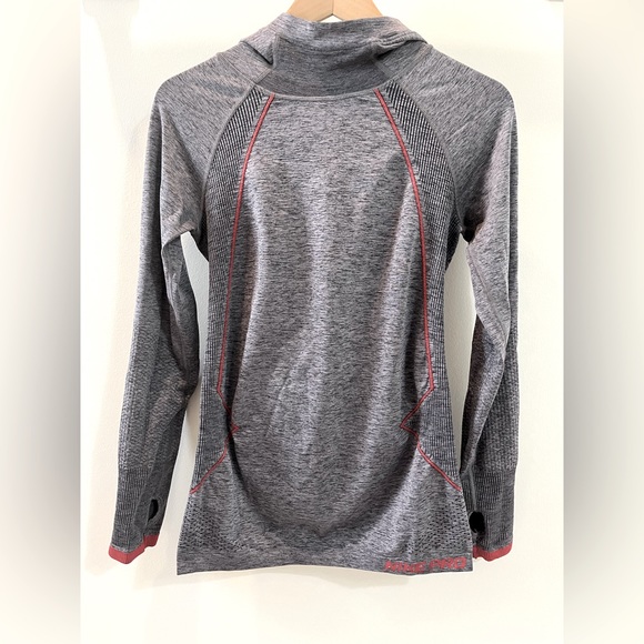 Nike Pro Women’s Long Sleeve Workout Top - Picture 1 of 3